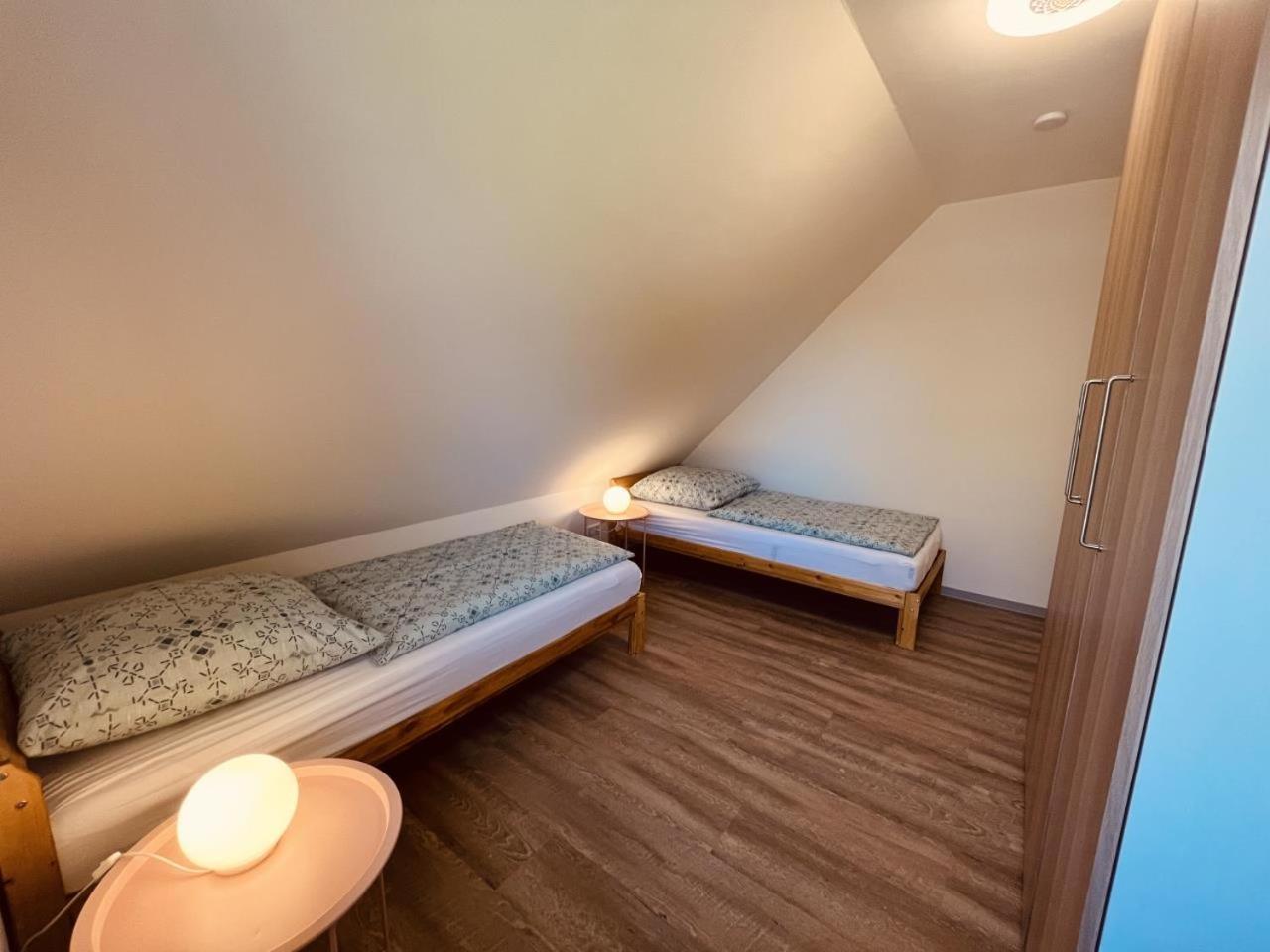 Holmblick - Boddenblick, Balkon, 2 Schlafzimmer, 4 Personen ボルン エクステリア 写真