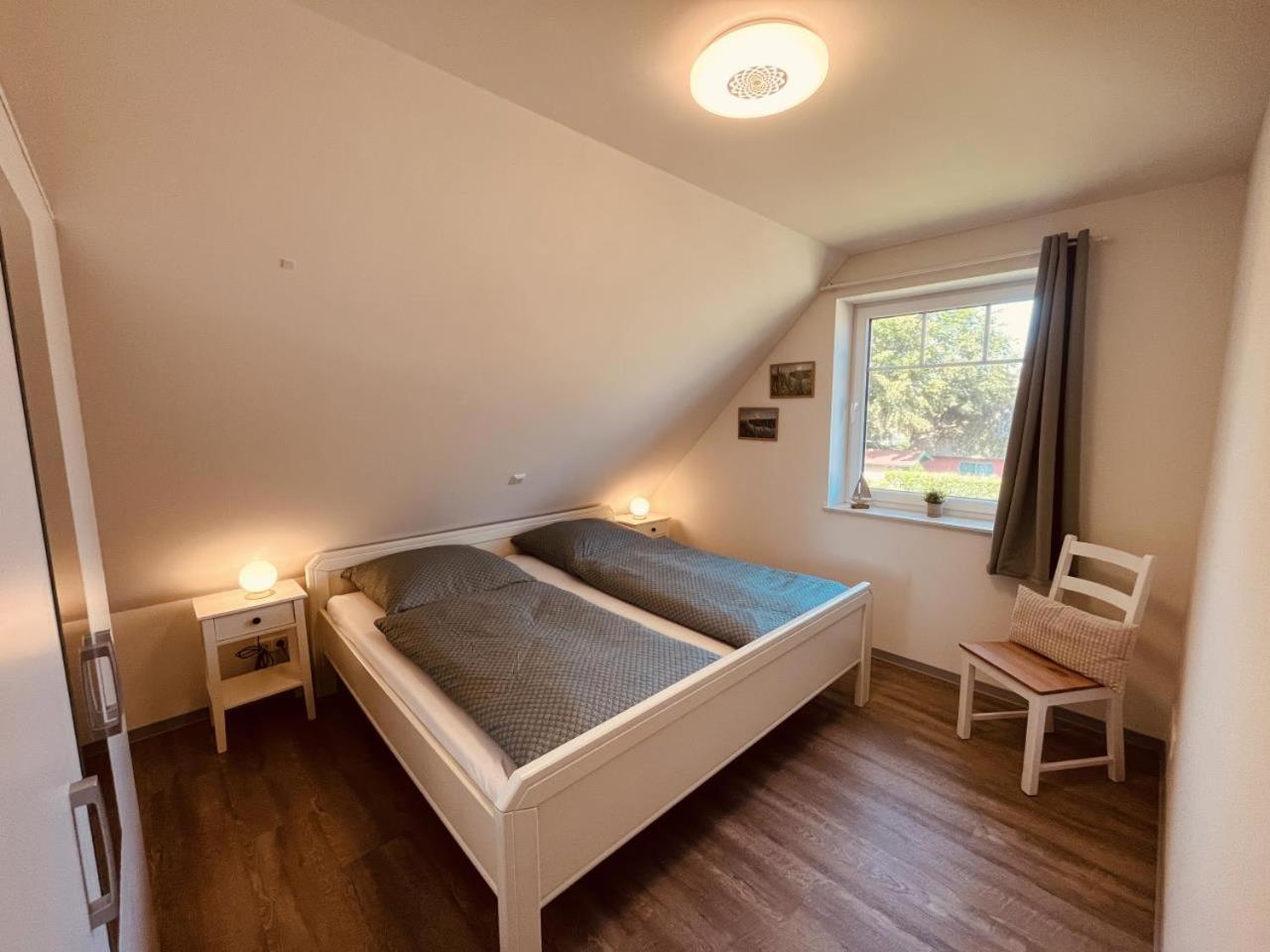 Holmblick - Boddenblick, Balkon, 2 Schlafzimmer, 4 Personen ボルン エクステリア 写真